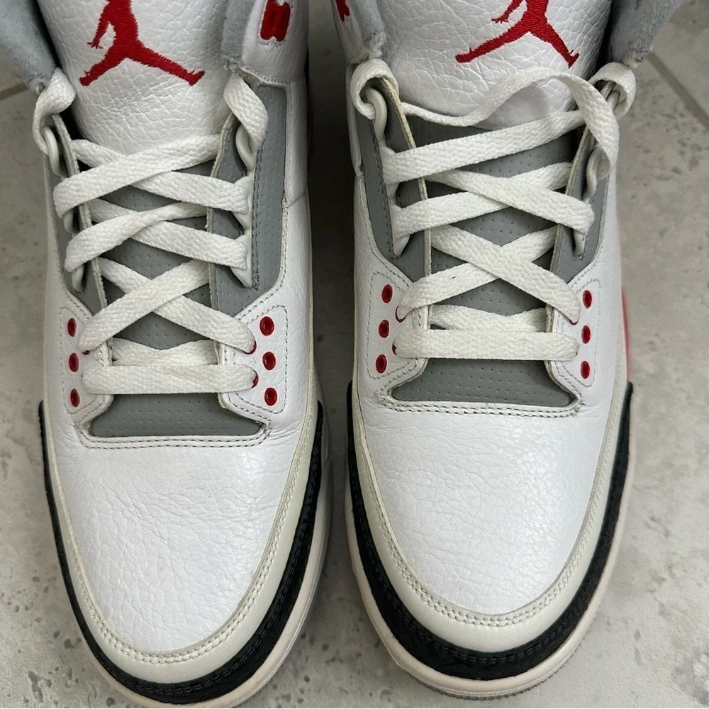 Jordan 3 Retro Sneaker Size 11.5 Men
